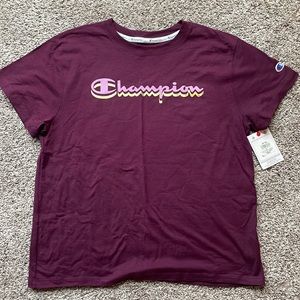 Champion Women’s Large Dark Berry T-shirt